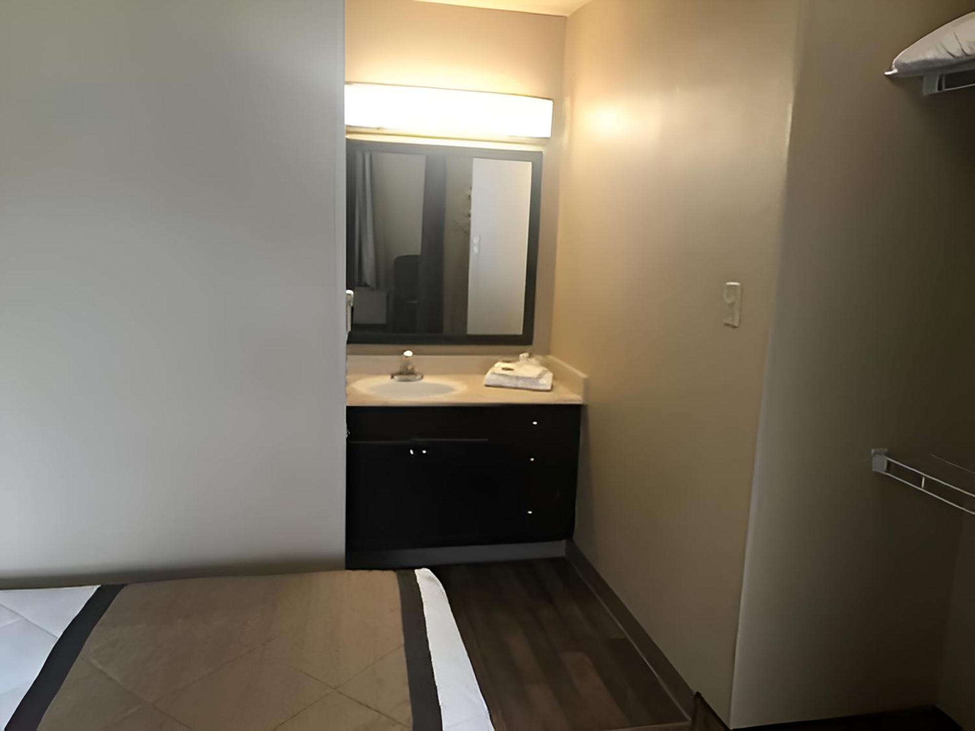 Lonestar Suites Webster Kültér fotó