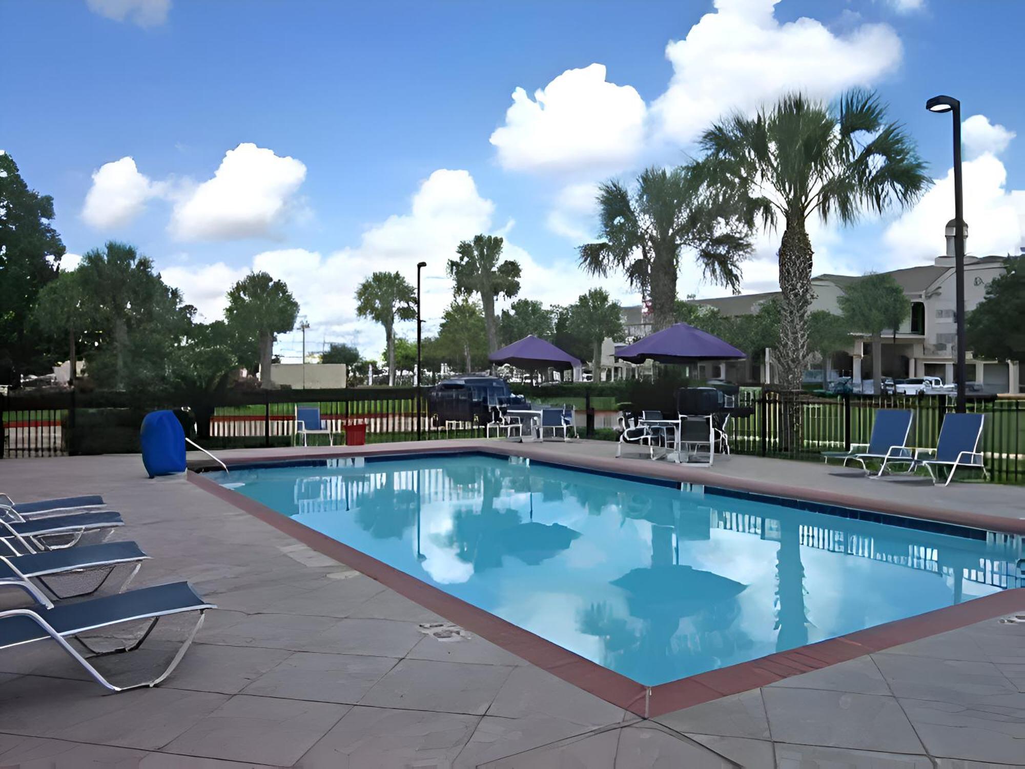 Lonestar Suites Webster Kültér fotó